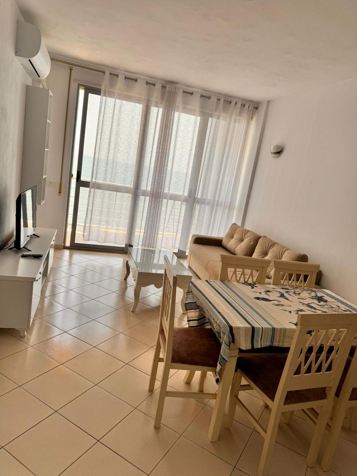 Holiday Apartments 5 Dıraç Dış mekan fotoğraf